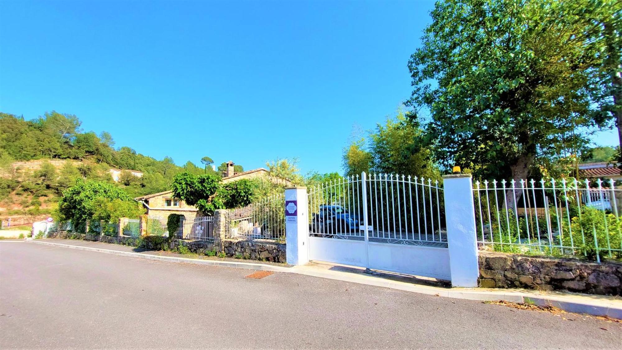La Bergerie Du Moulin (Adults Only) Bed & Breakfast Taradeau Luaran gambar