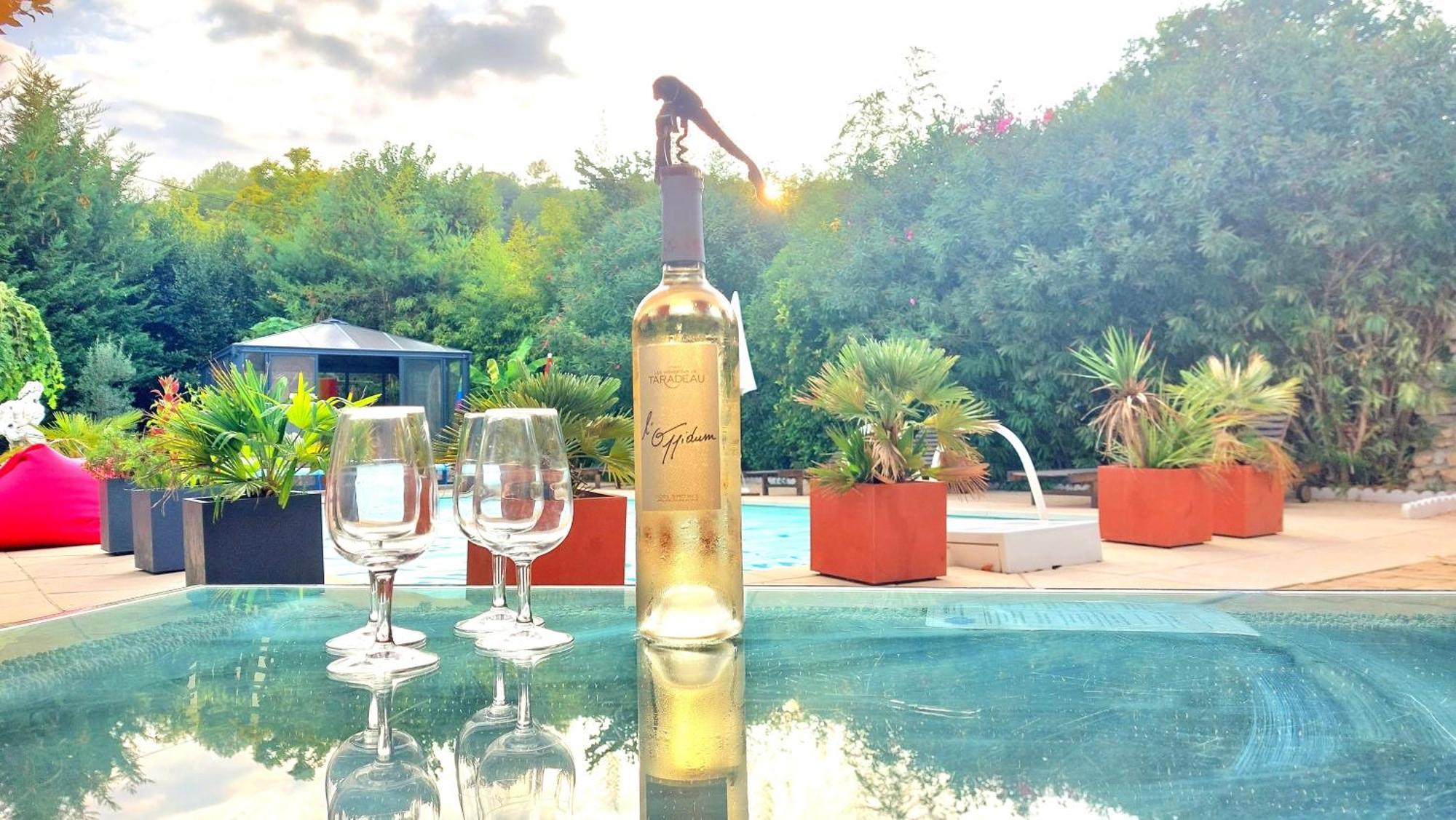 La Bergerie Du Moulin (Adults Only) Bed & Breakfast Taradeau Luaran gambar